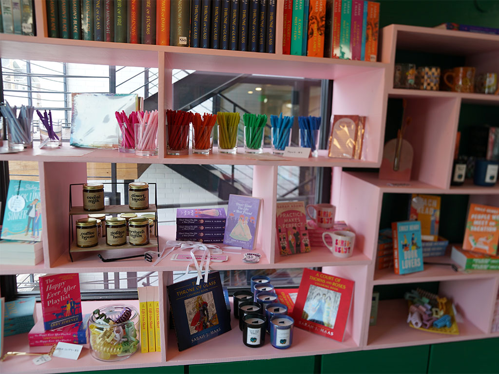 Lovebound Library